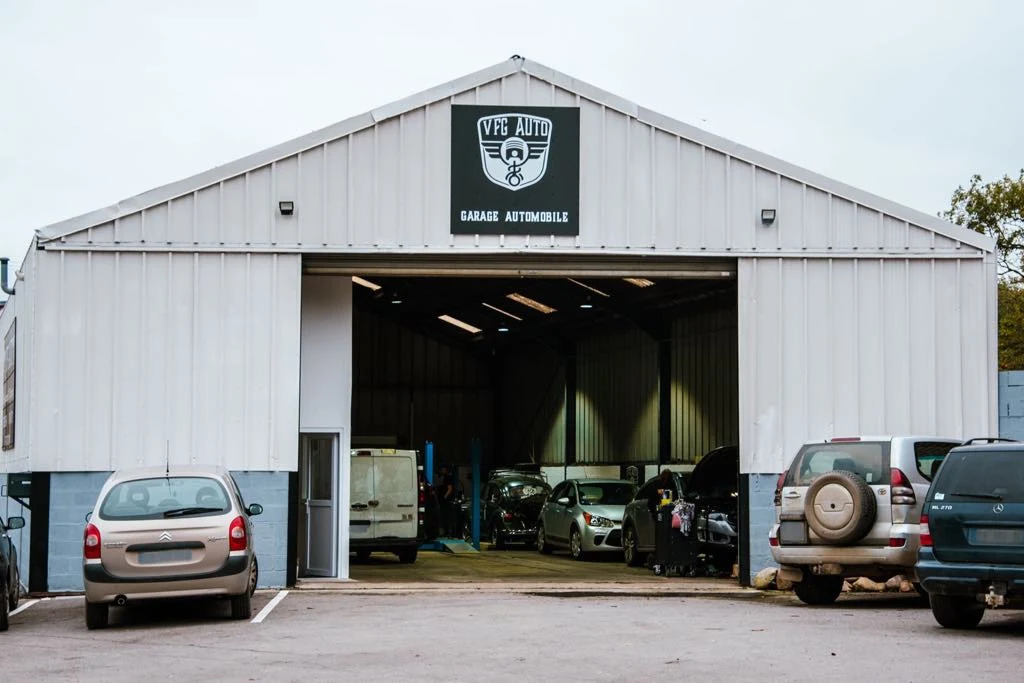 Intérieur du garage VFG Auto